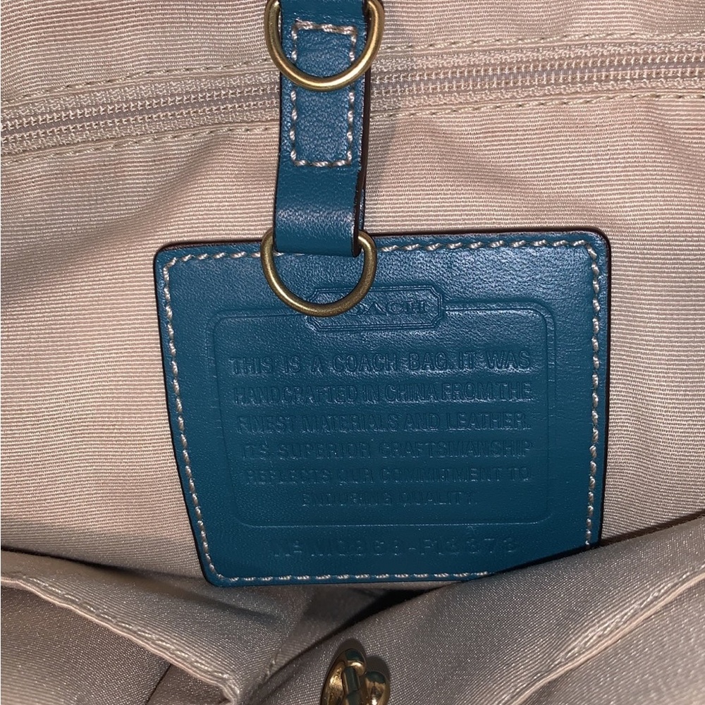 Teal accent beachy straw coach purse BH - Picture 4 of 7